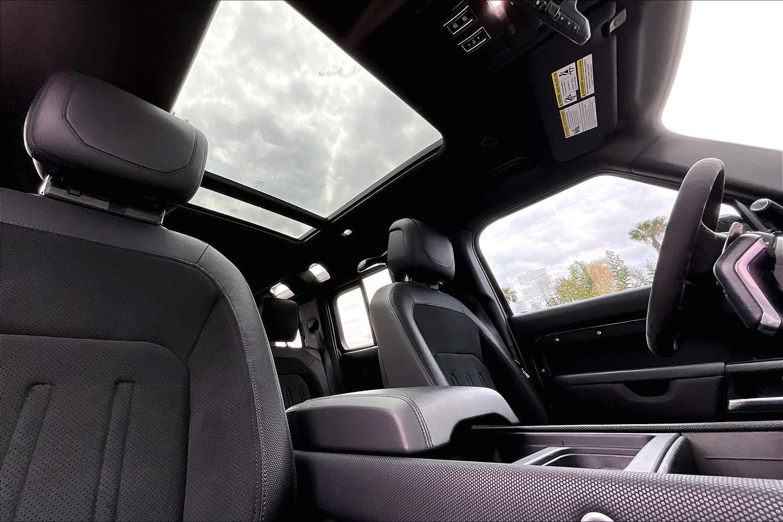 2024 Land Rover Defender 110 Carpathian Edition