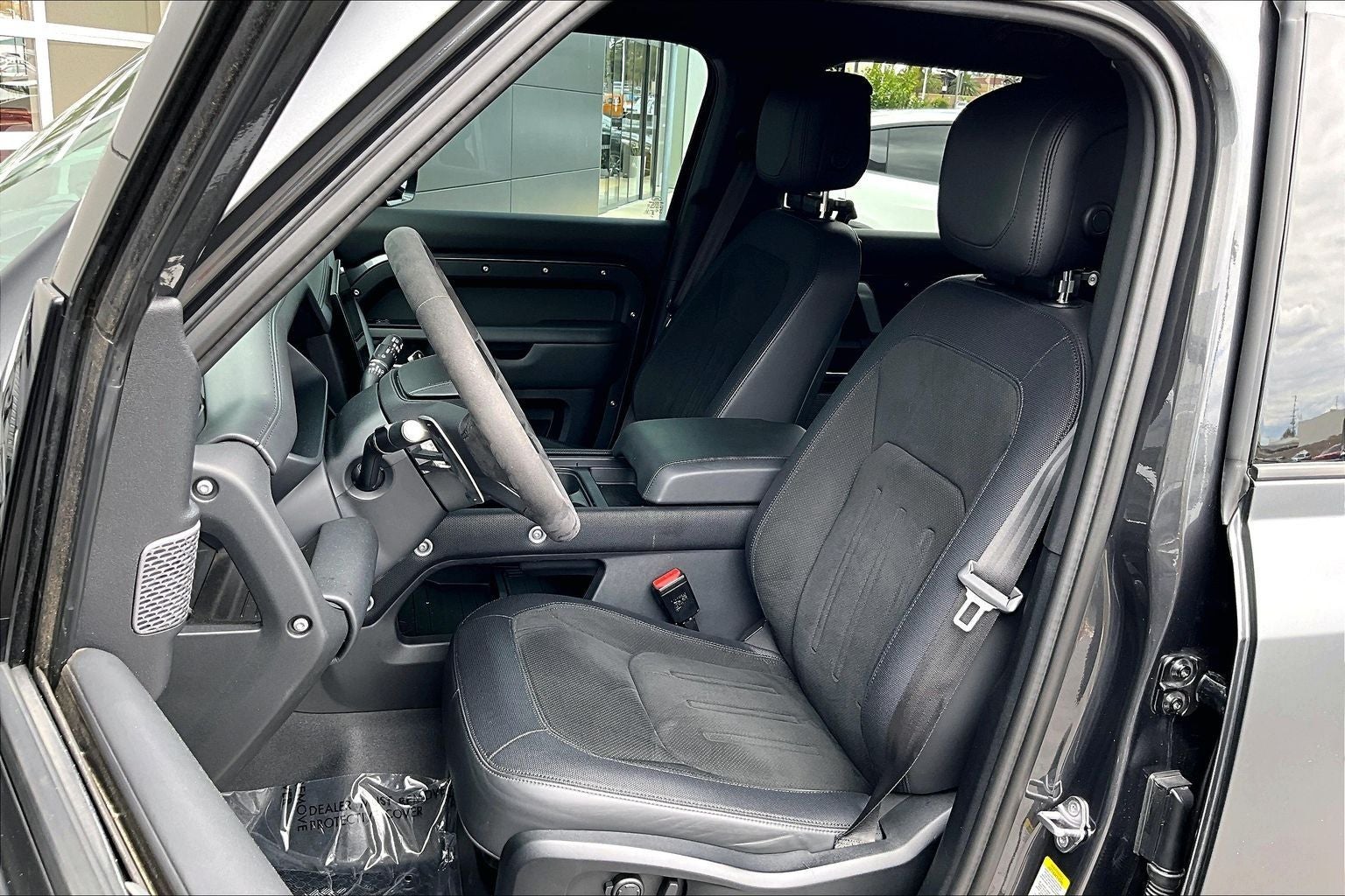 2024 Land Rover Defender 110 Carpathian Edition
