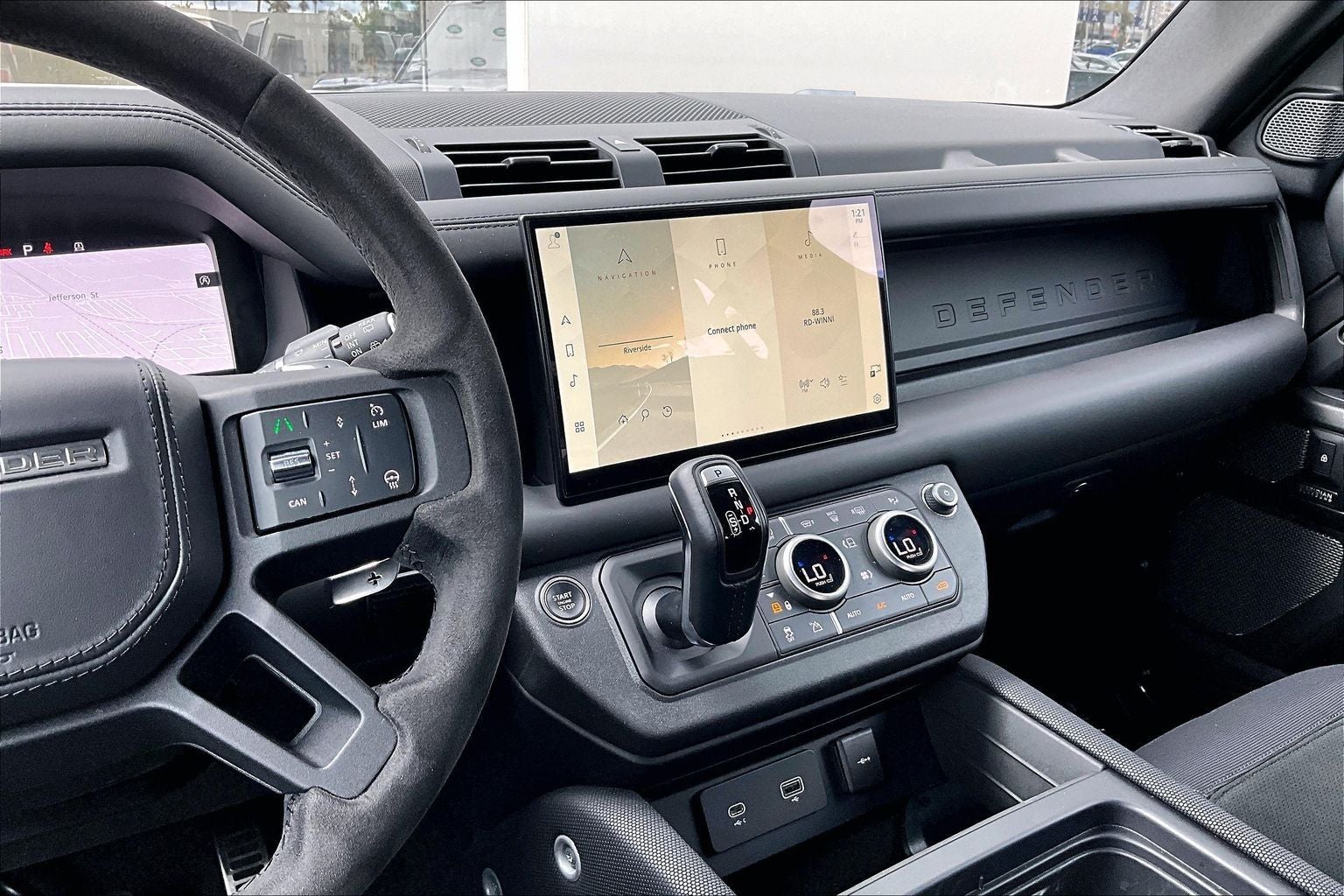 2024 Land Rover Defender 110 Carpathian Edition