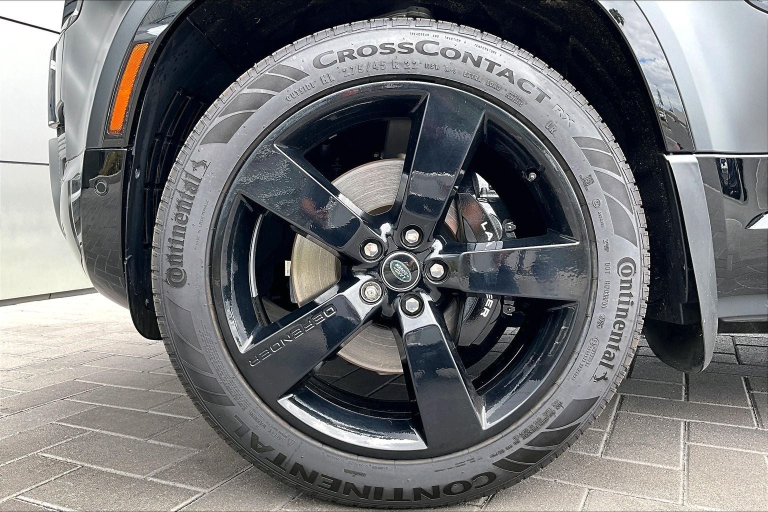 2024 Land Rover Defender 110 Carpathian Edition