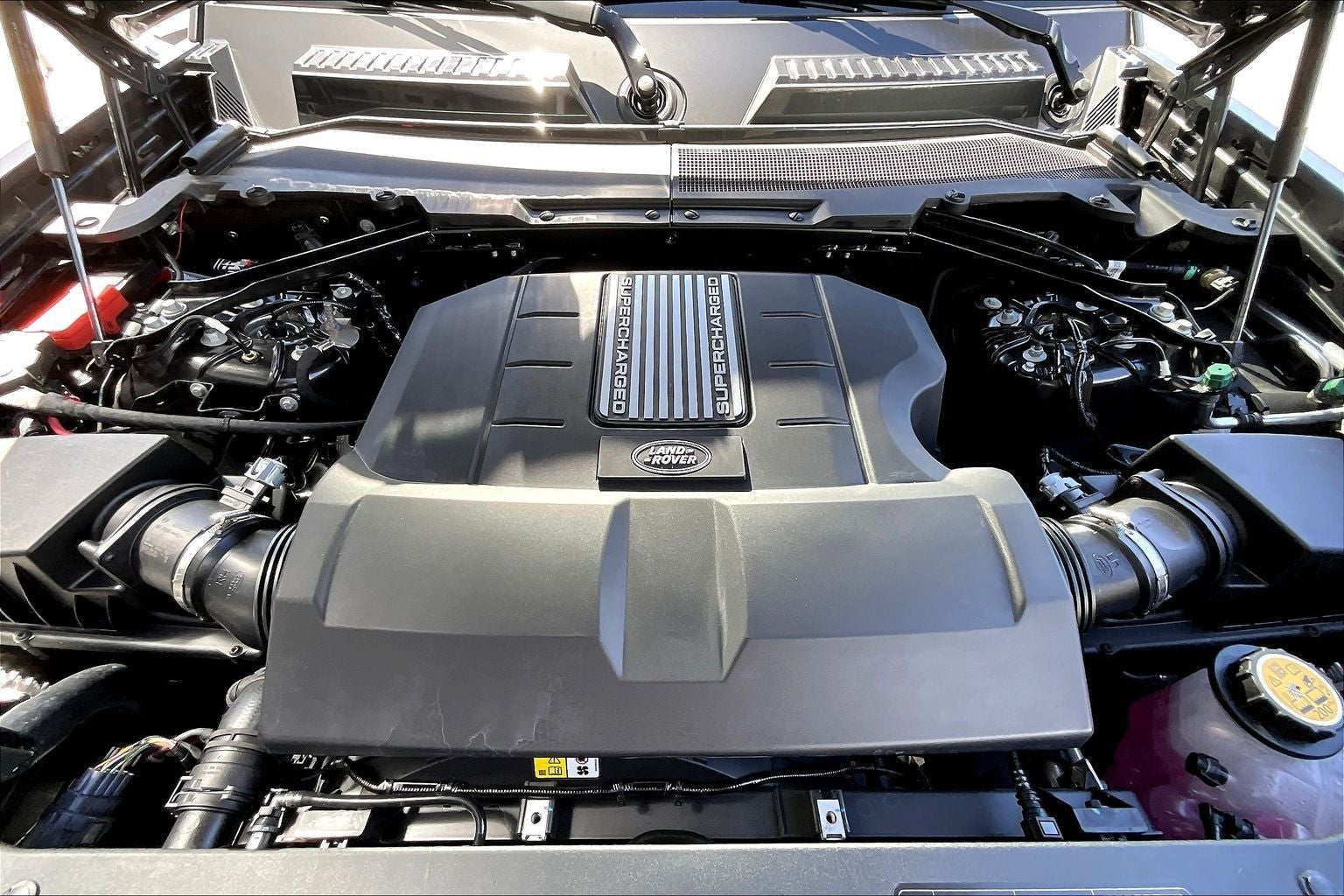 2026 Land Rover Defender 110 V8