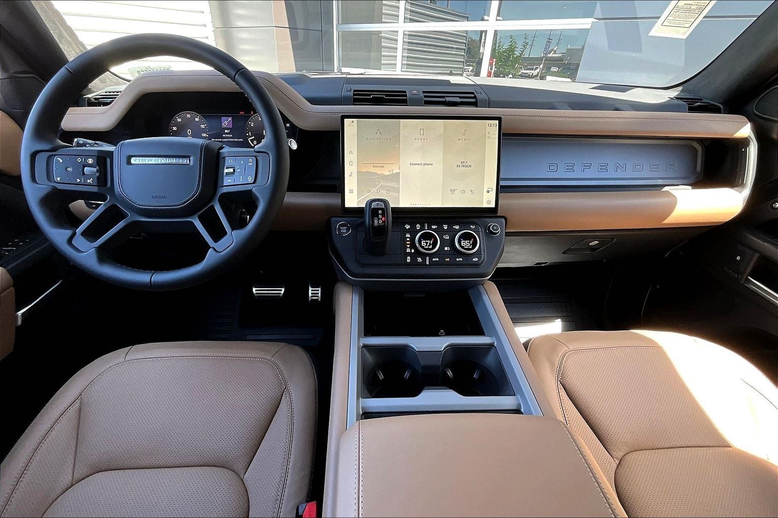 2026 Land Rover Defender 110 V8