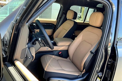 2026 Land Rover Defender 110 V8