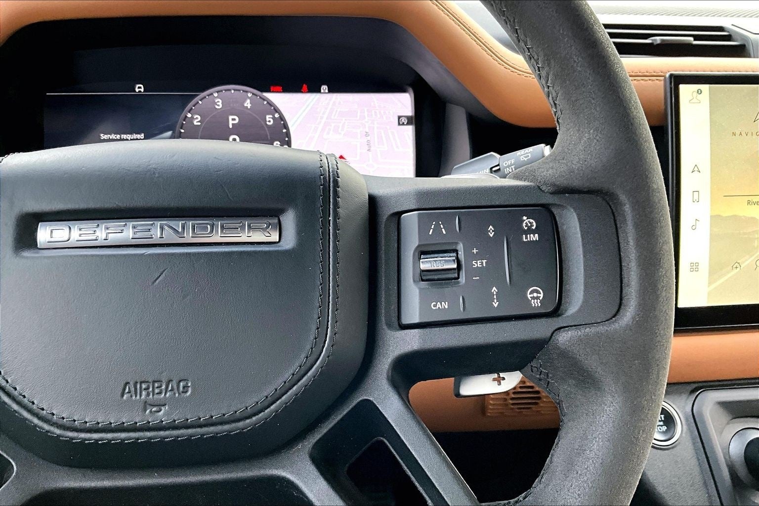 2023 Land Rover Defender 110 V8