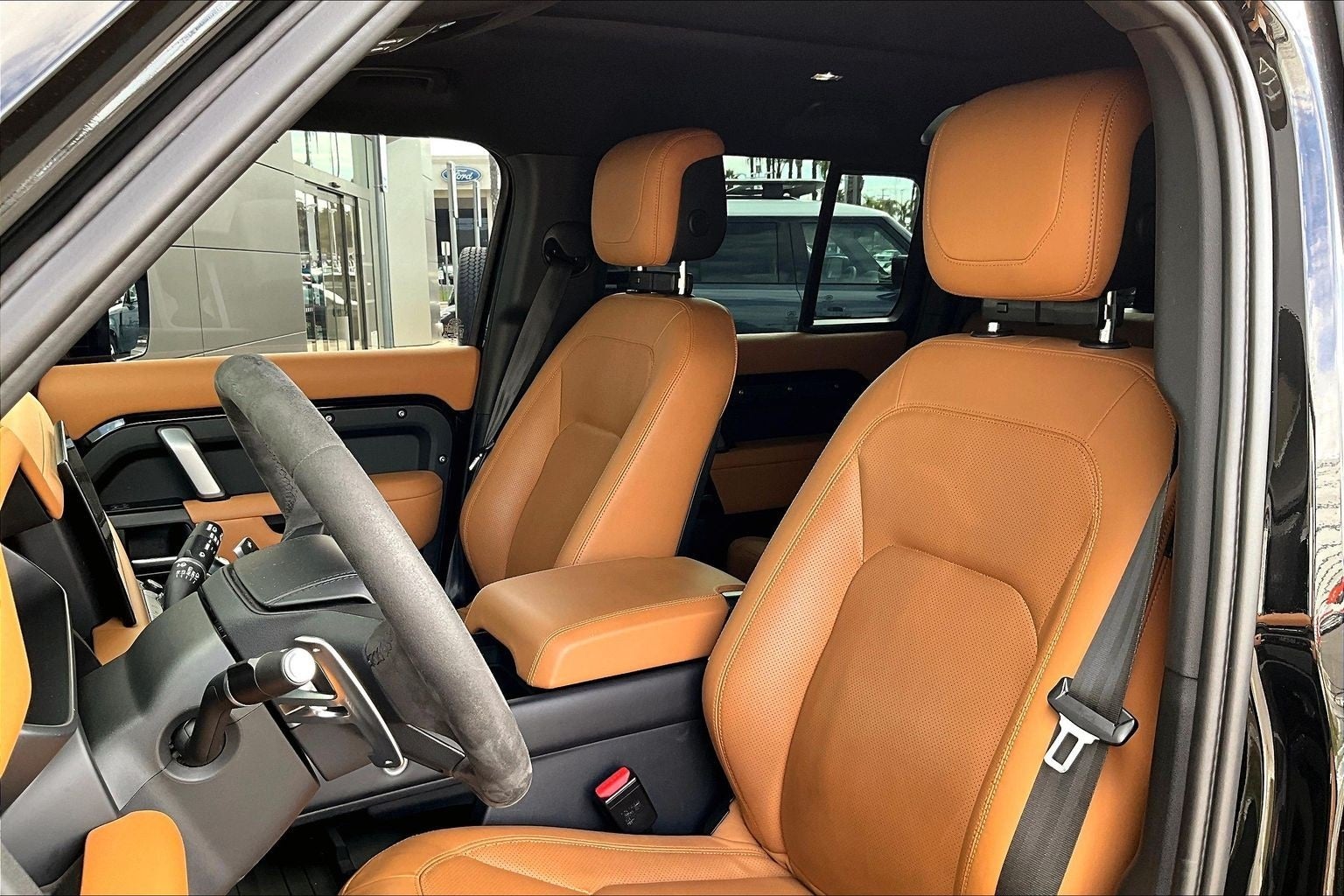 2023 Land Rover Defender 110 V8