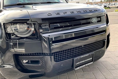 2023 Land Rover Defender 110 V8