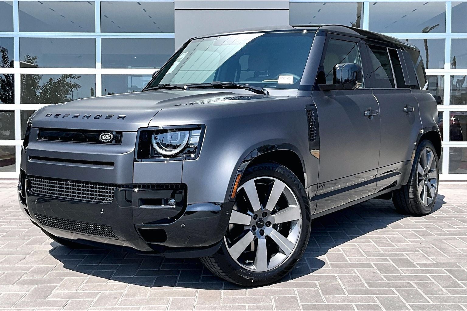 2026 Land Rover Defender 110 V8