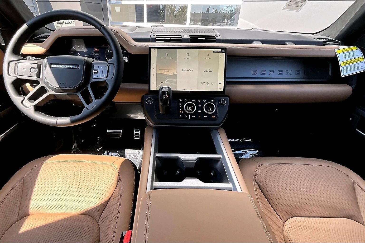 2026 Land Rover Defender 110 V8