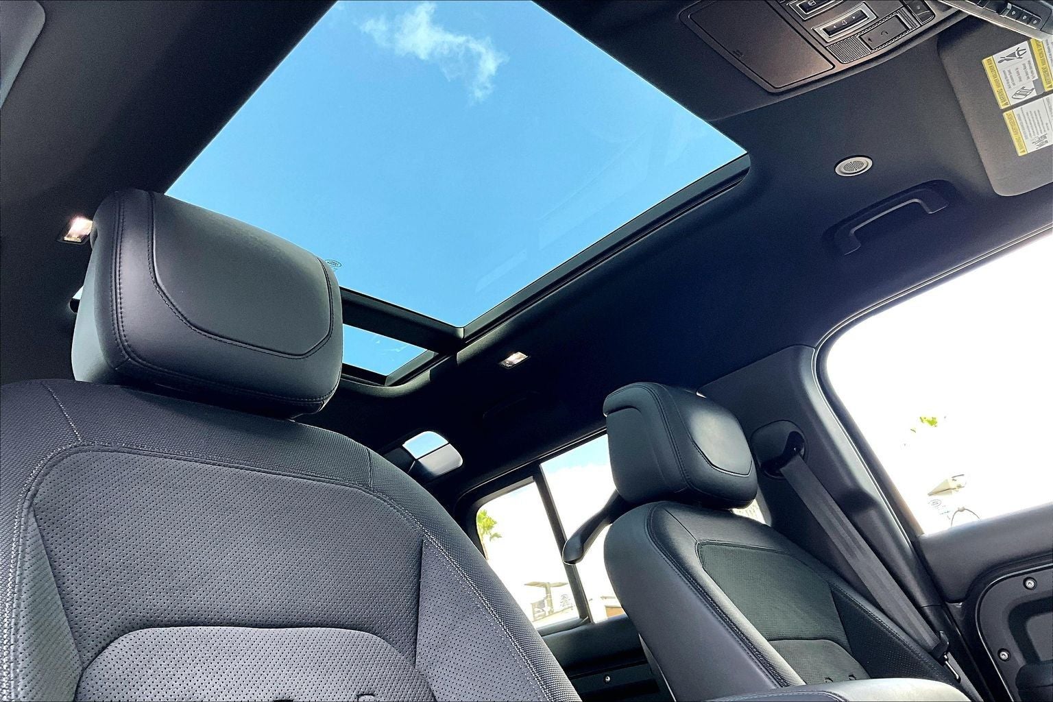 2022 Land Rover Defender 110 Carpathian Edition