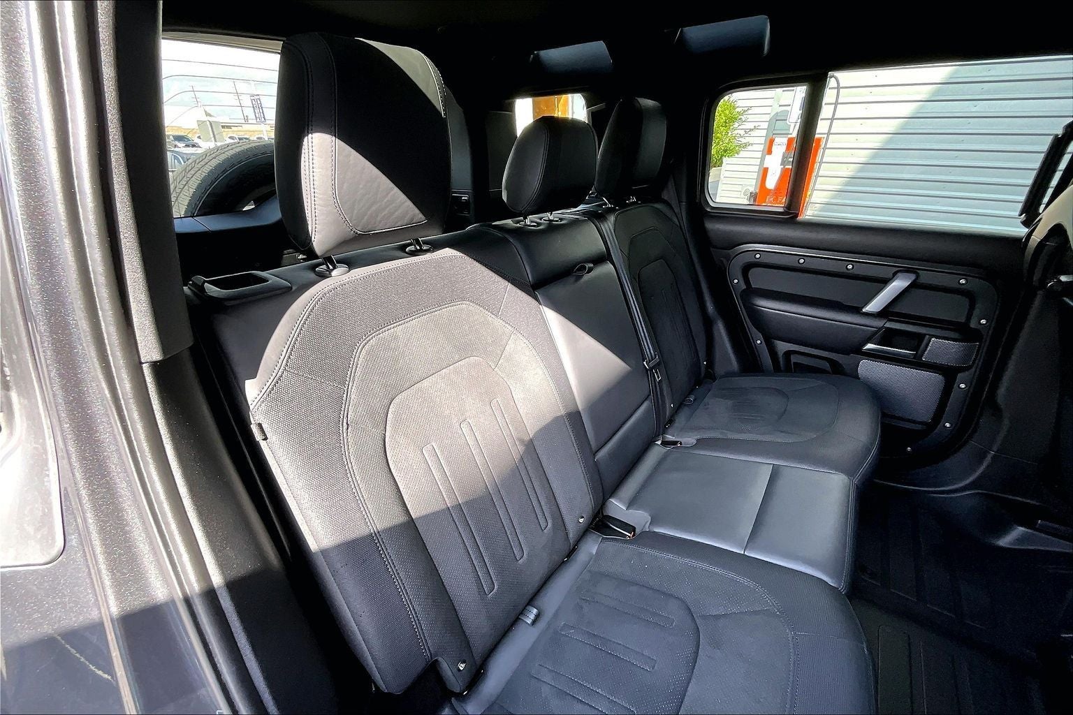 2022 Land Rover Defender 110 Carpathian Edition