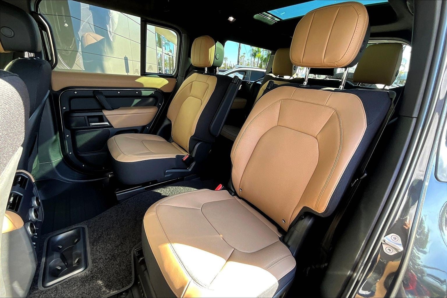 2026 Land Rover Defender 130 V8