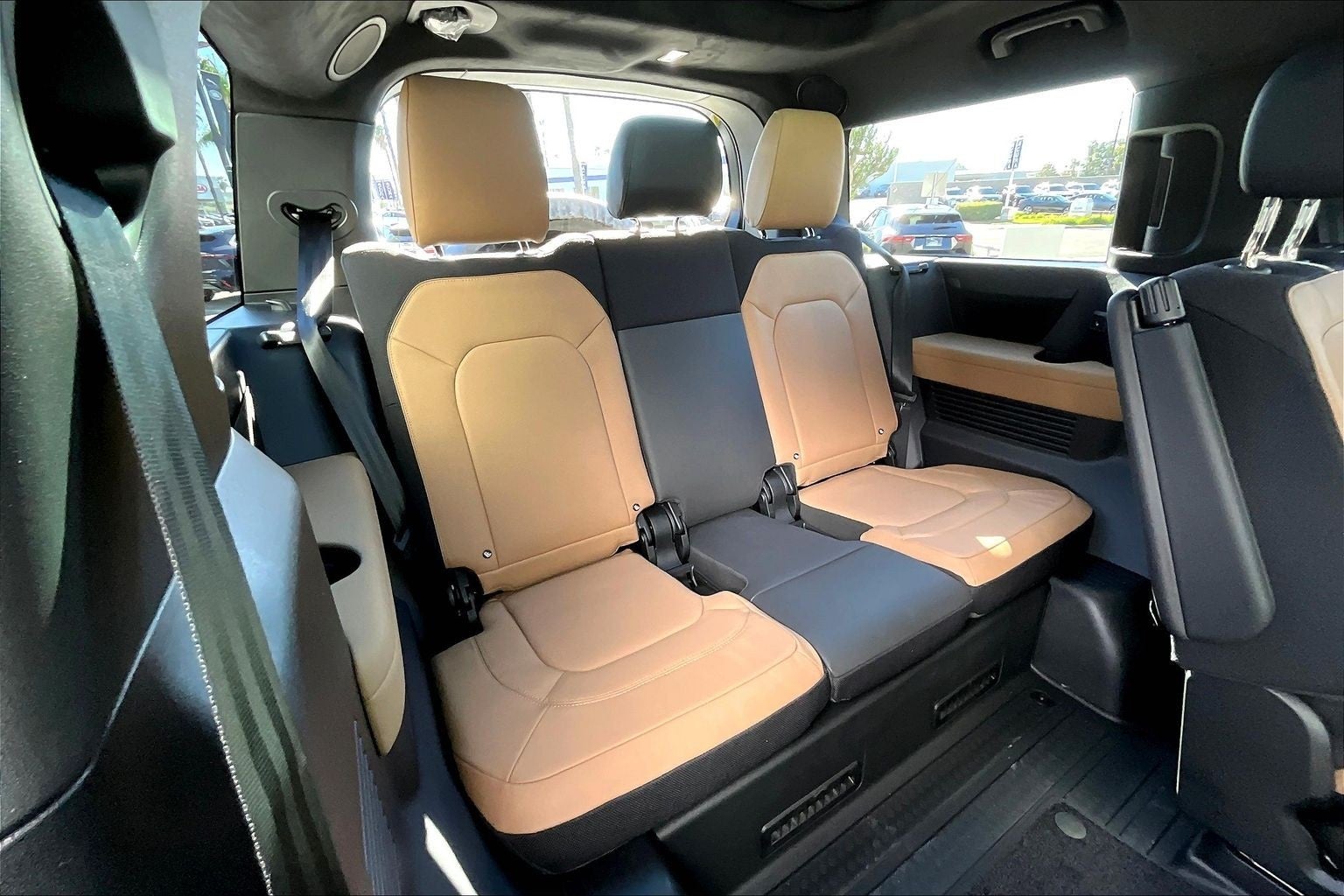 2026 Land Rover Defender 130 V8