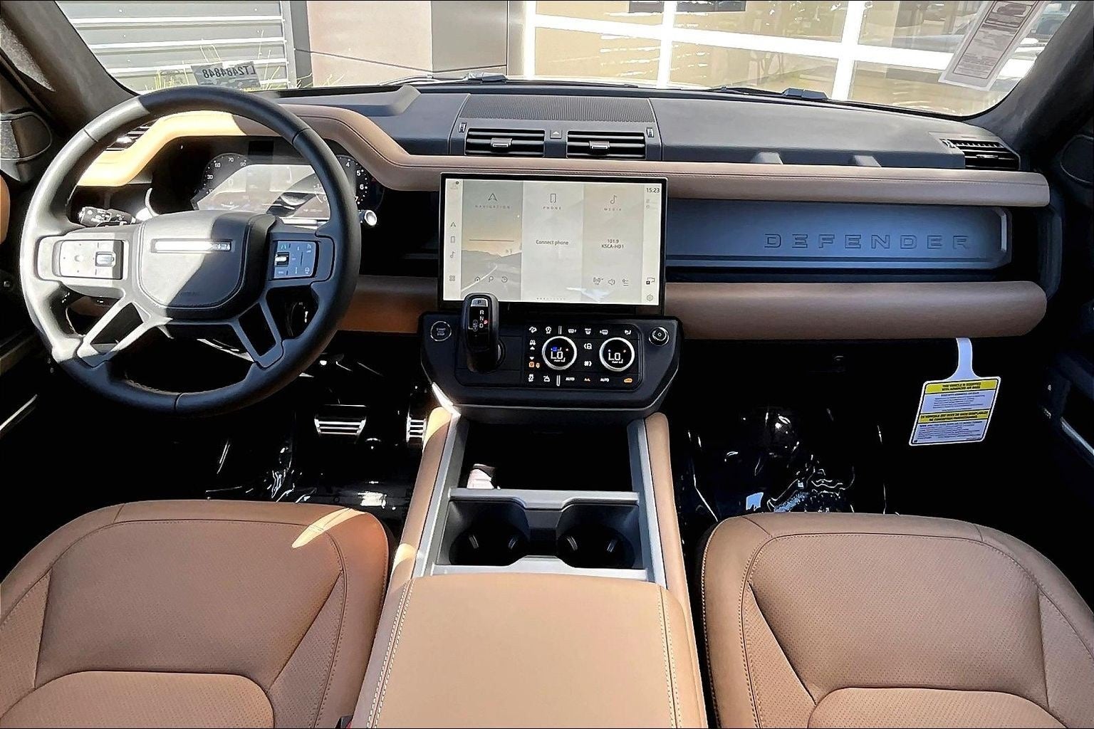 2026 Land Rover Defender 130 V8