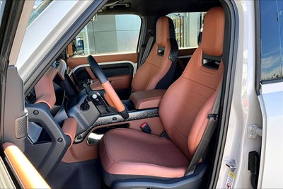 2026 Land Rover Defender 110 OCTA