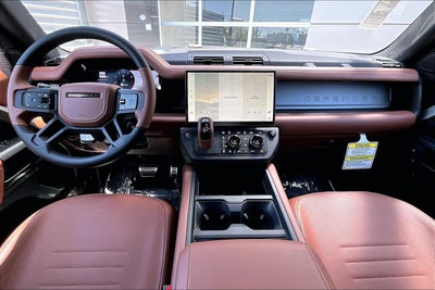 2026 Land Rover Defender 110 V8