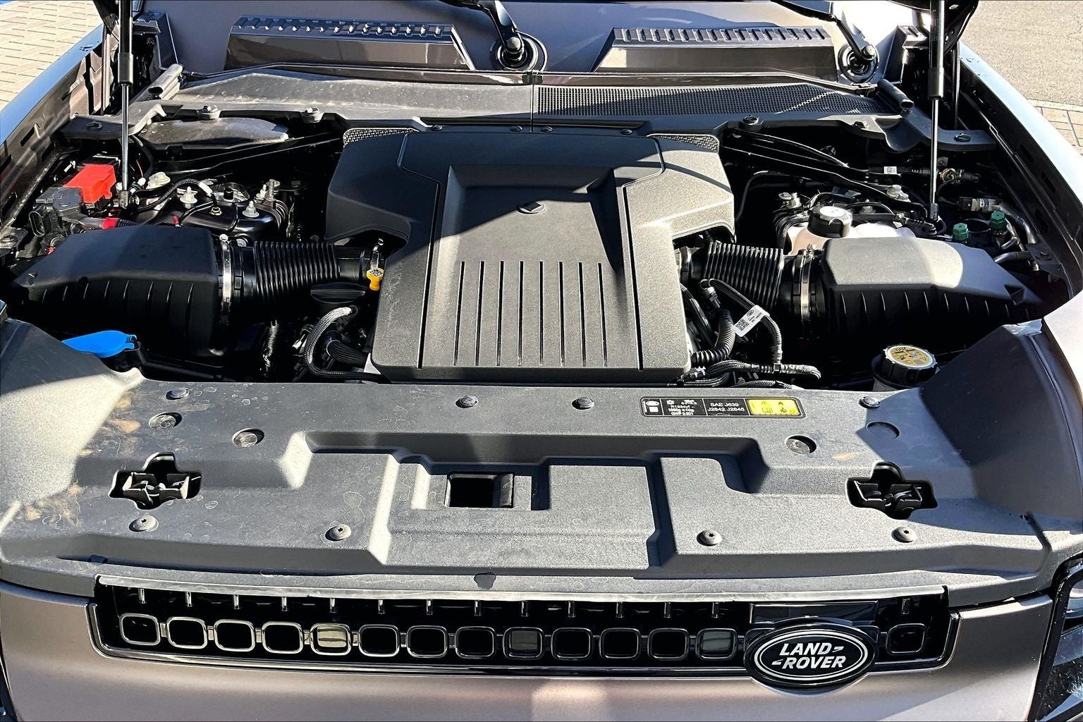 2026 Land Rover Defender 110 OCTA