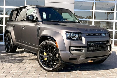 2026 Land Rover Defender 110 OCTA