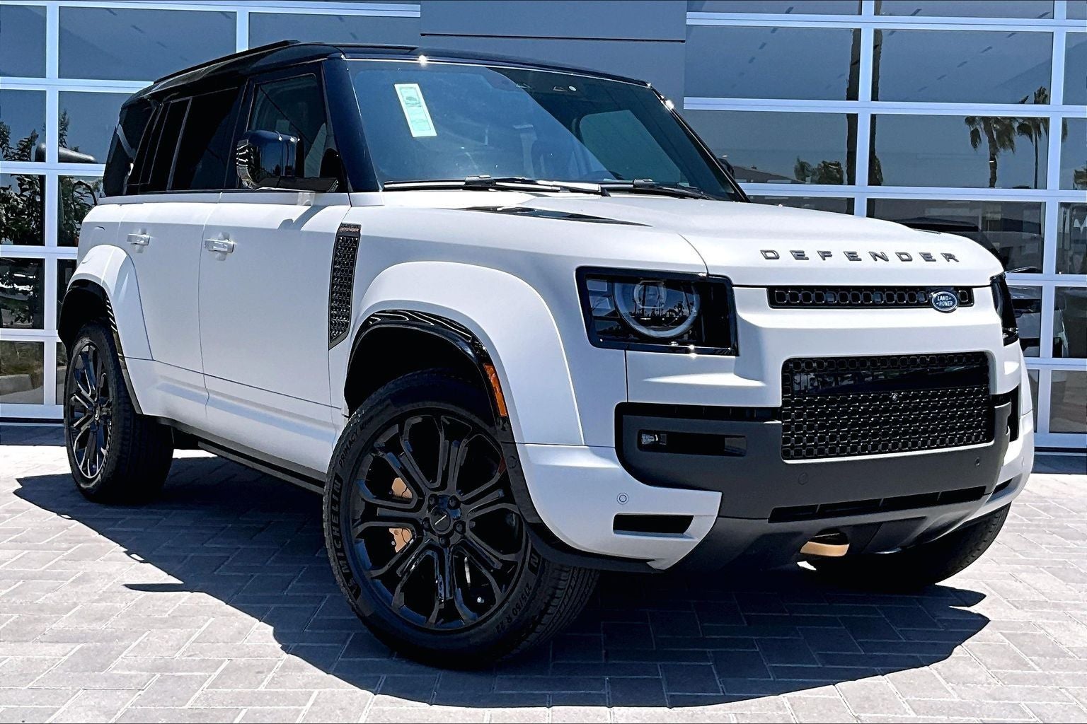 2026 Land Rover Defender 110 OCTA