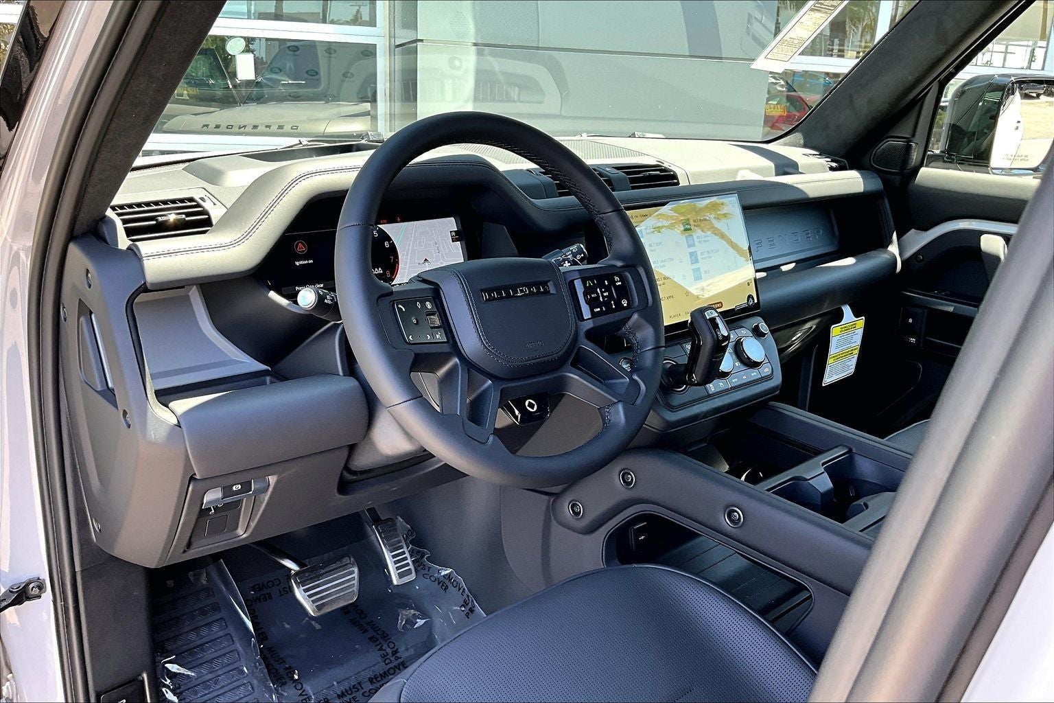 2026 Land Rover Defender 110 OCTA