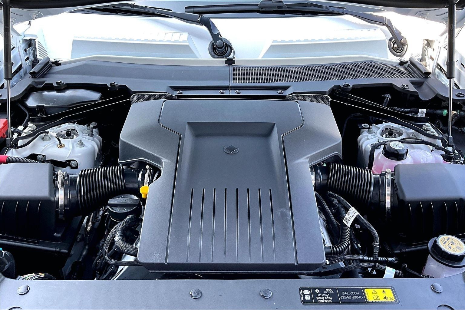 2026 Land Rover Defender 110 OCTA
