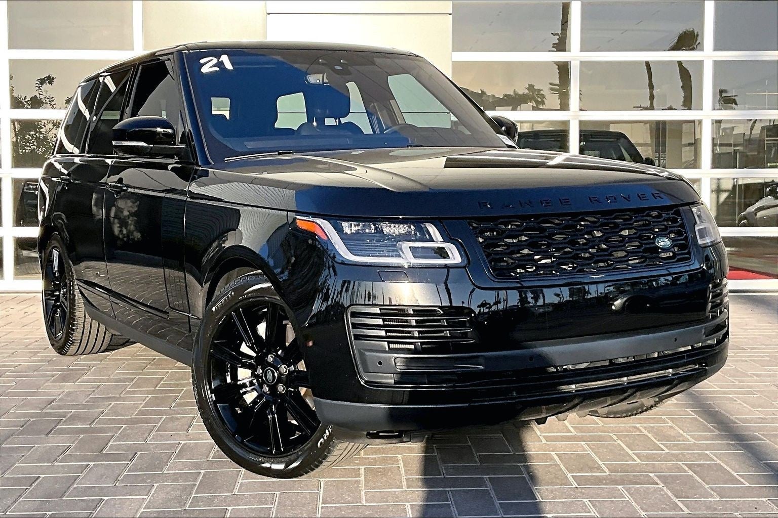 2021 Land Rover Range Rover Base