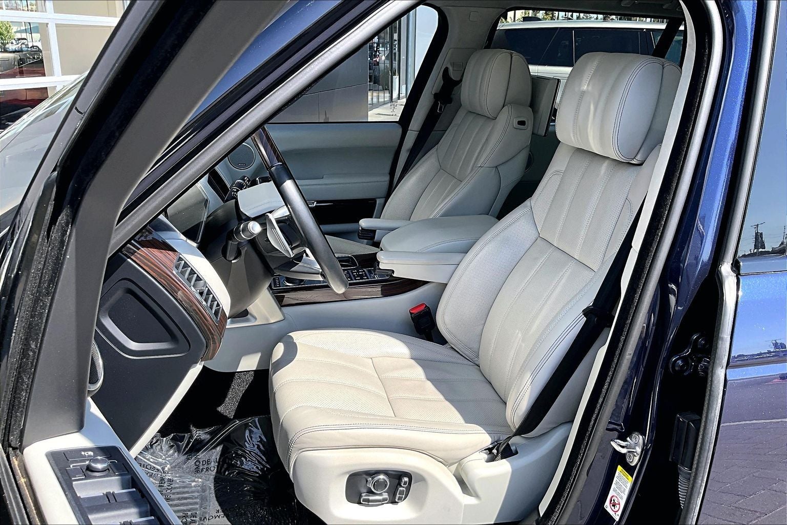 2017 Land Rover Range Rover 5.0L V8 Supercharged Autobiography LWB