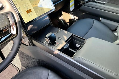 2026 Land Rover Range Rover SV LWB BLACK EDITION