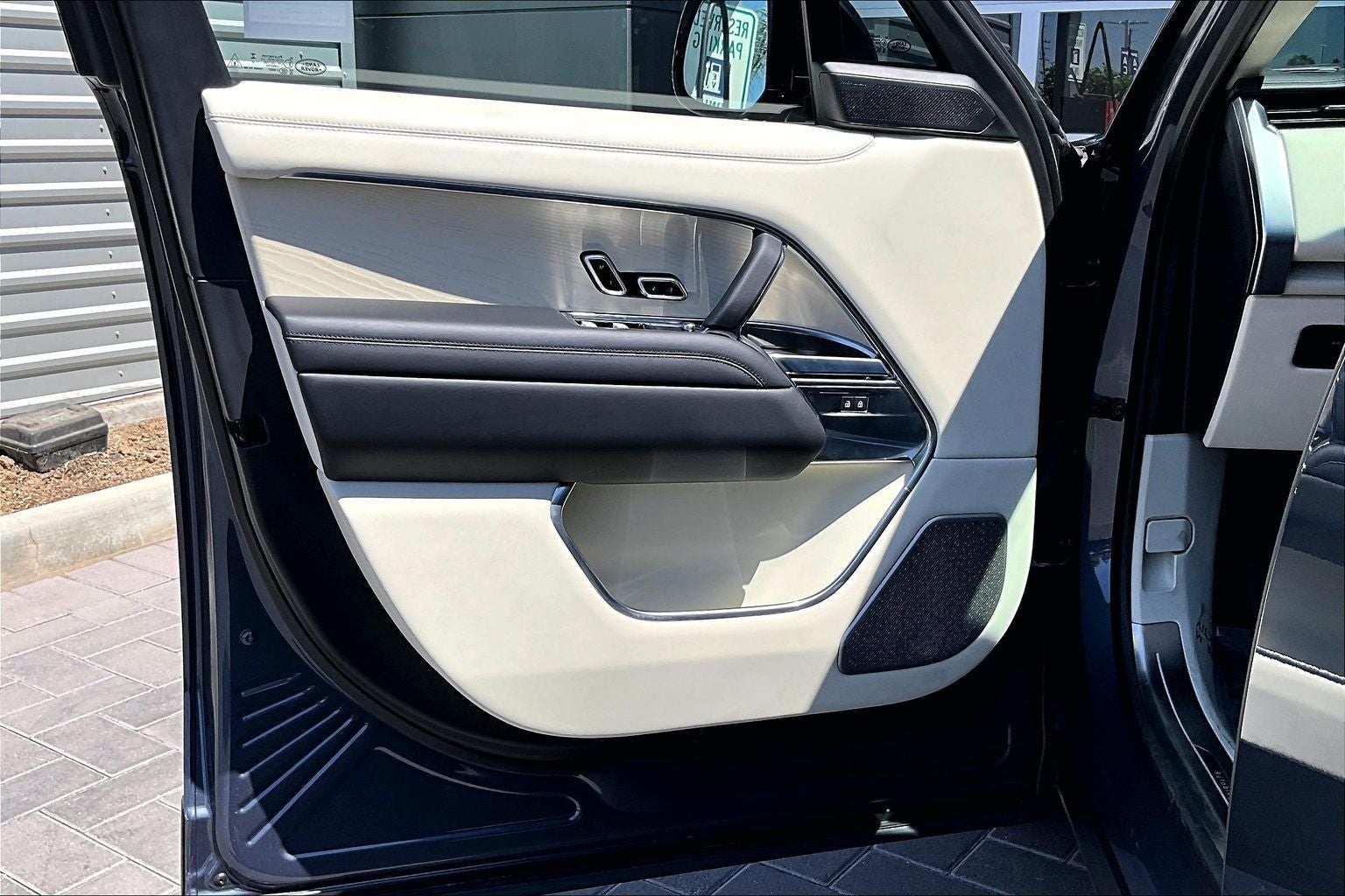 2024 Land Rover Range Rover Autobiography
