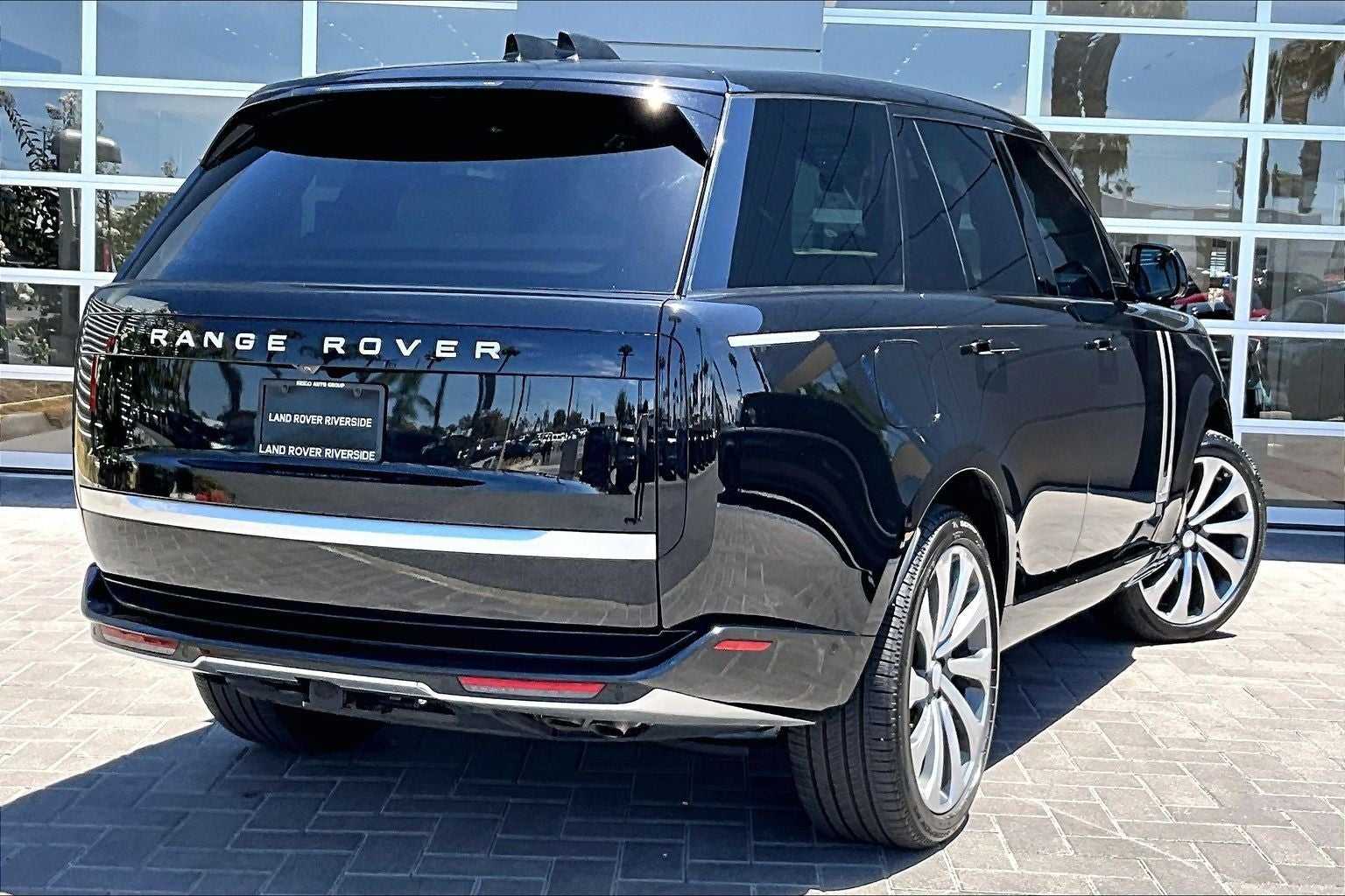 2025 Land Rover Range Rover Autobiography