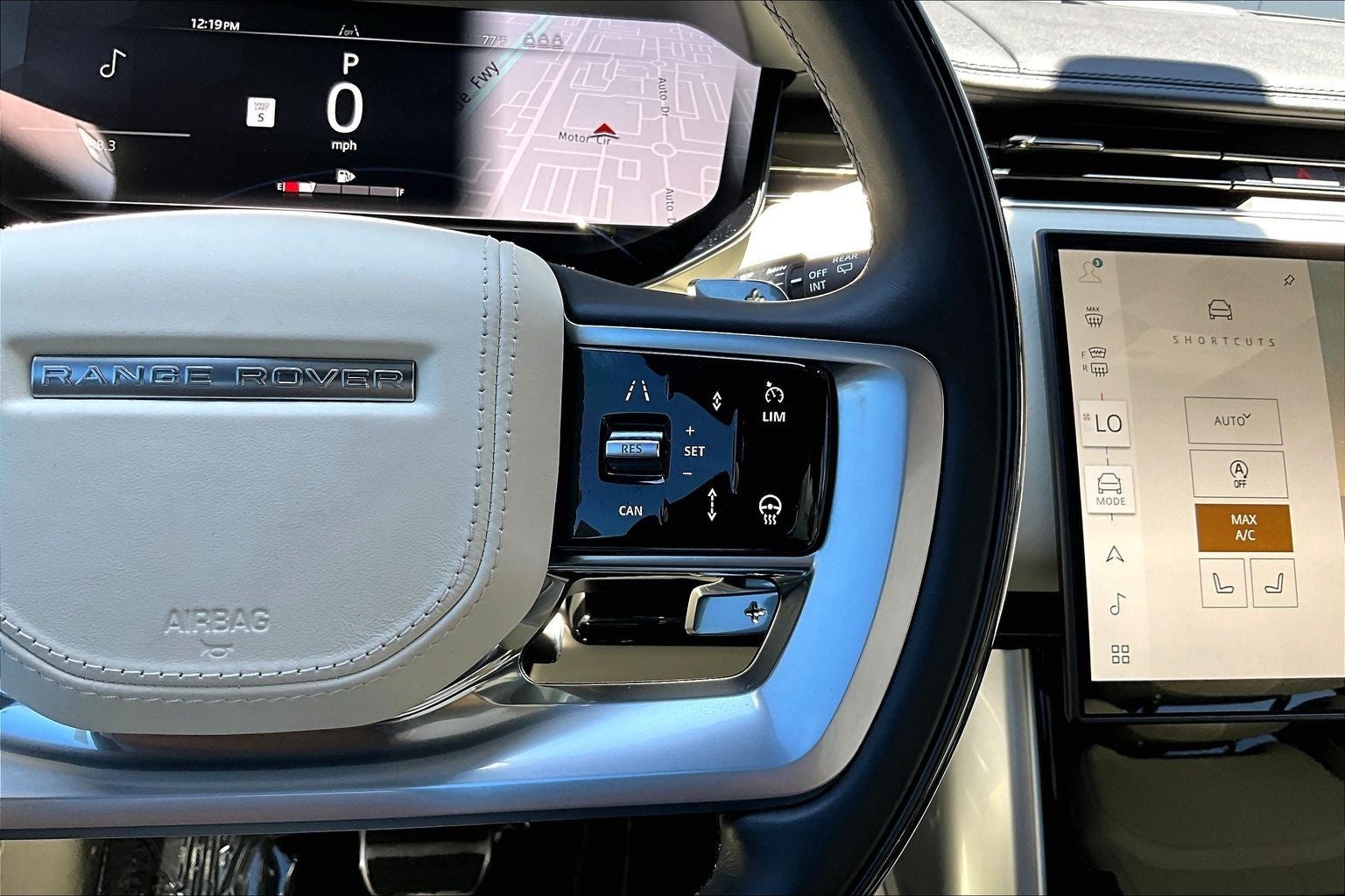 2025 Land Rover Range Rover Autobiography