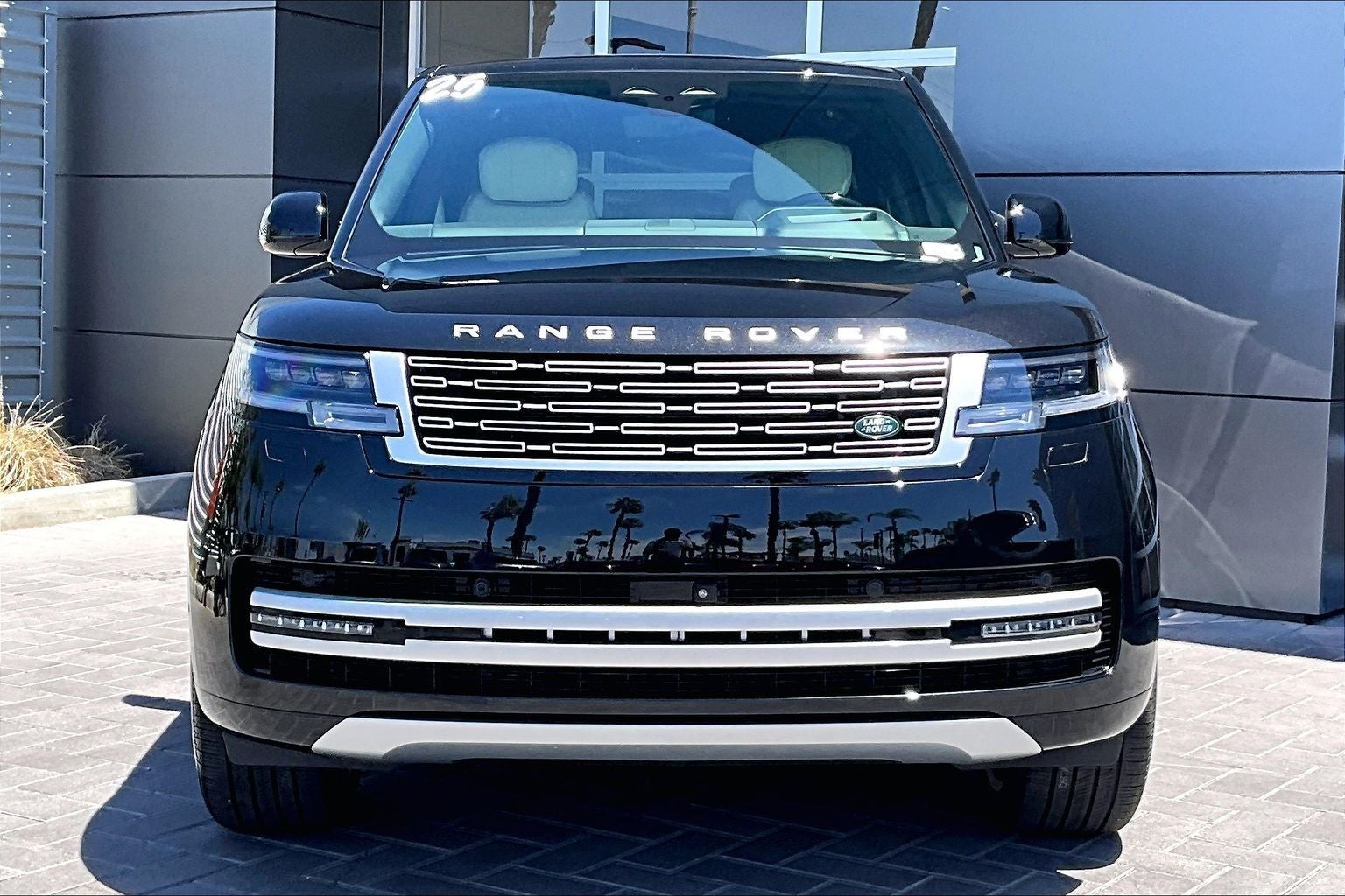 2025 Land Rover Range Rover Autobiography