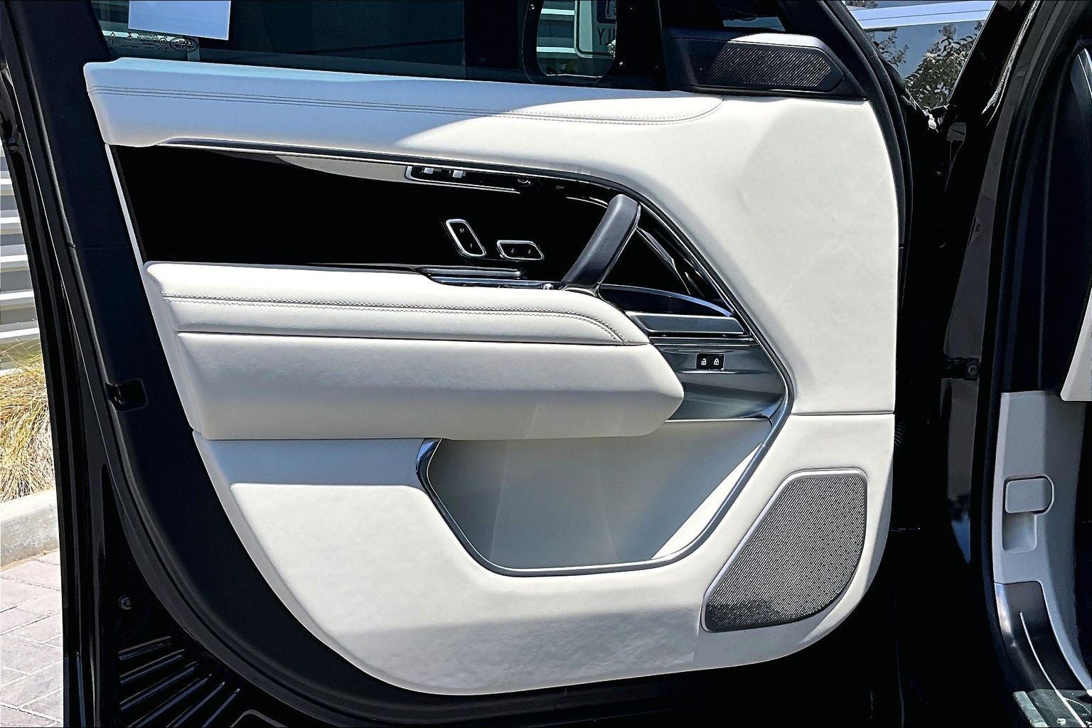2025 Land Rover Range Rover Autobiography
