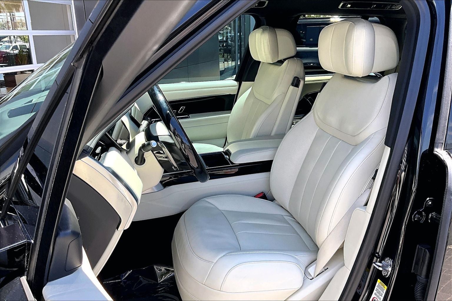 2025 Land Rover Range Rover Autobiography