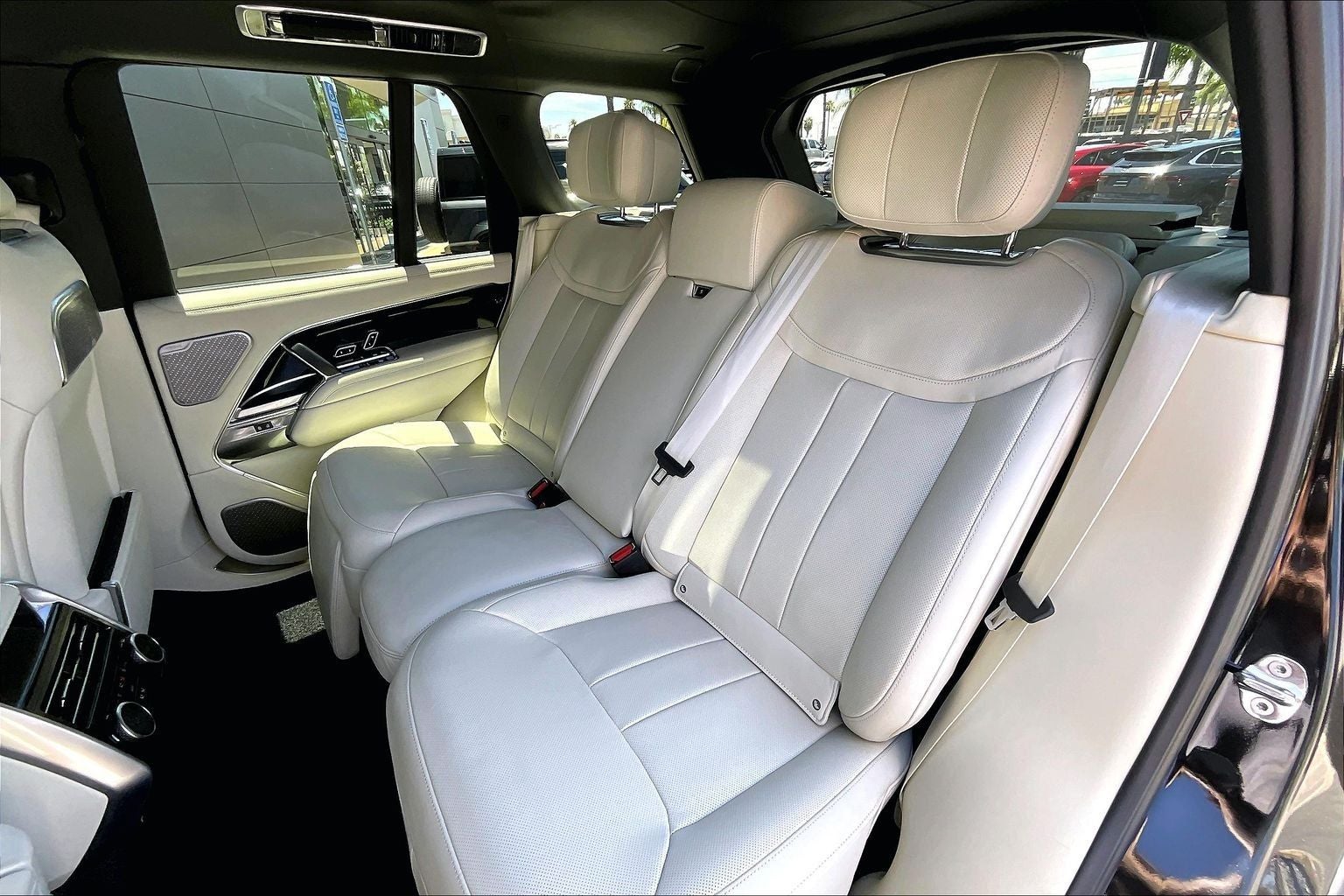 2025 Land Rover Range Rover Autobiography