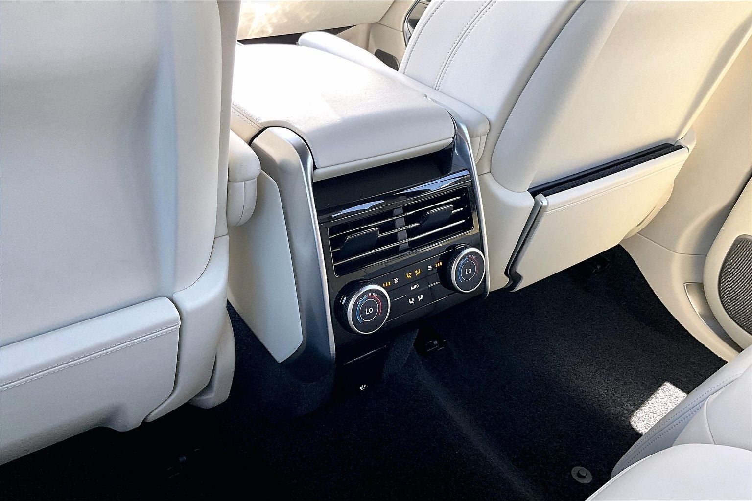 2025 Land Rover Range Rover Autobiography