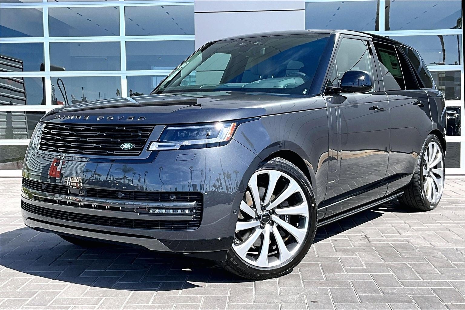 2026 Land Rover Range Rover Autobiography