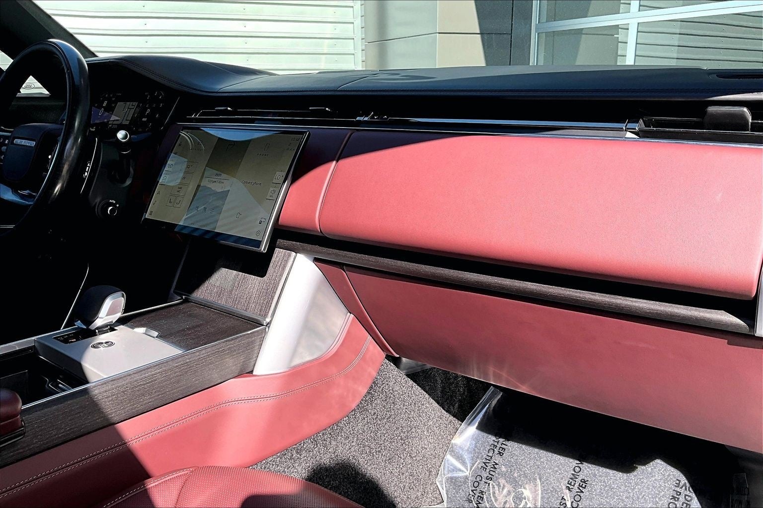 2025 Land Rover Range Rover Plug-In Hybrid Autobiography