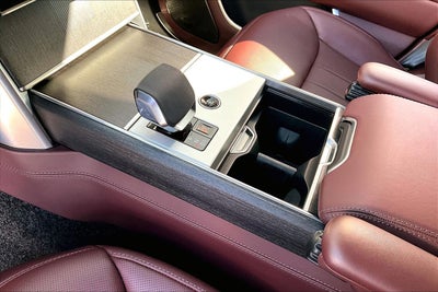 2025 Land Rover Range Rover Plug-In Hybrid Autobiography