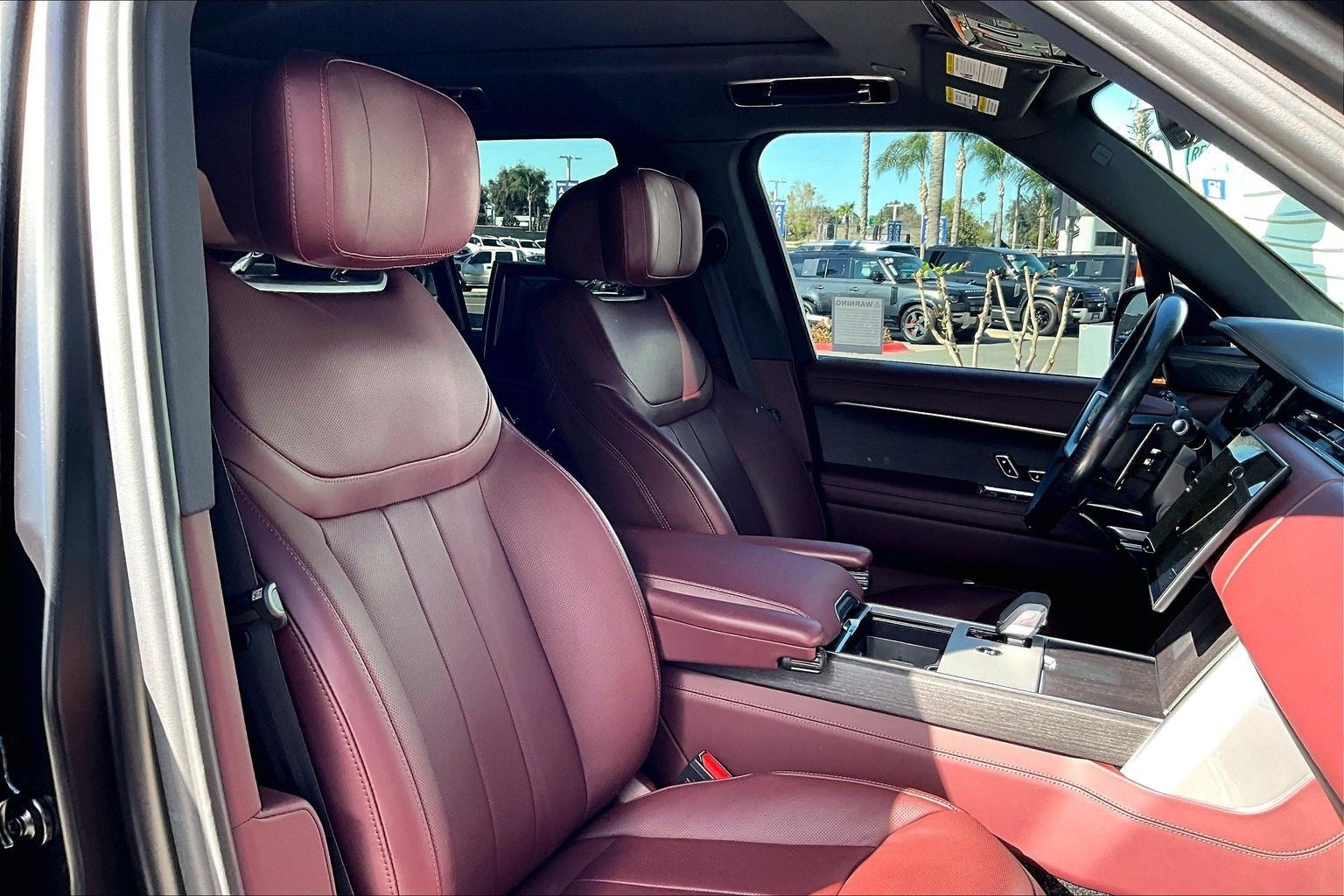 2025 Land Rover Range Rover Plug-In Hybrid Autobiography