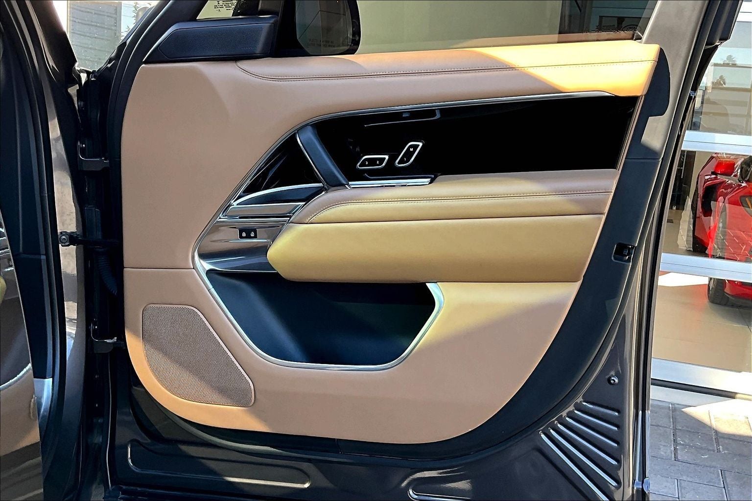 2023 Land Rover Range Rover Autobiography