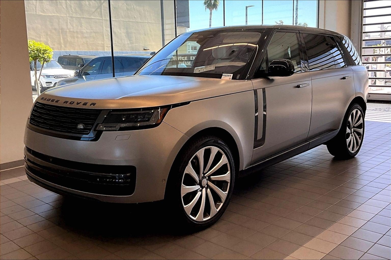 2023 Land Rover Range Rover Autobiography
