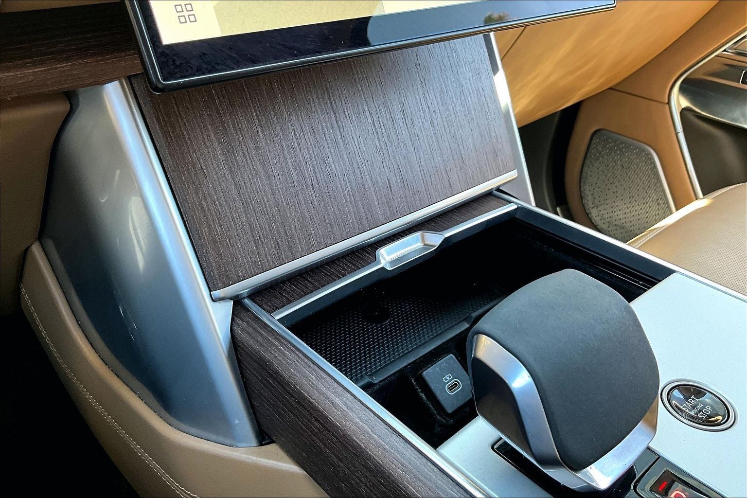 2024 Land Rover Range Rover Autobiography