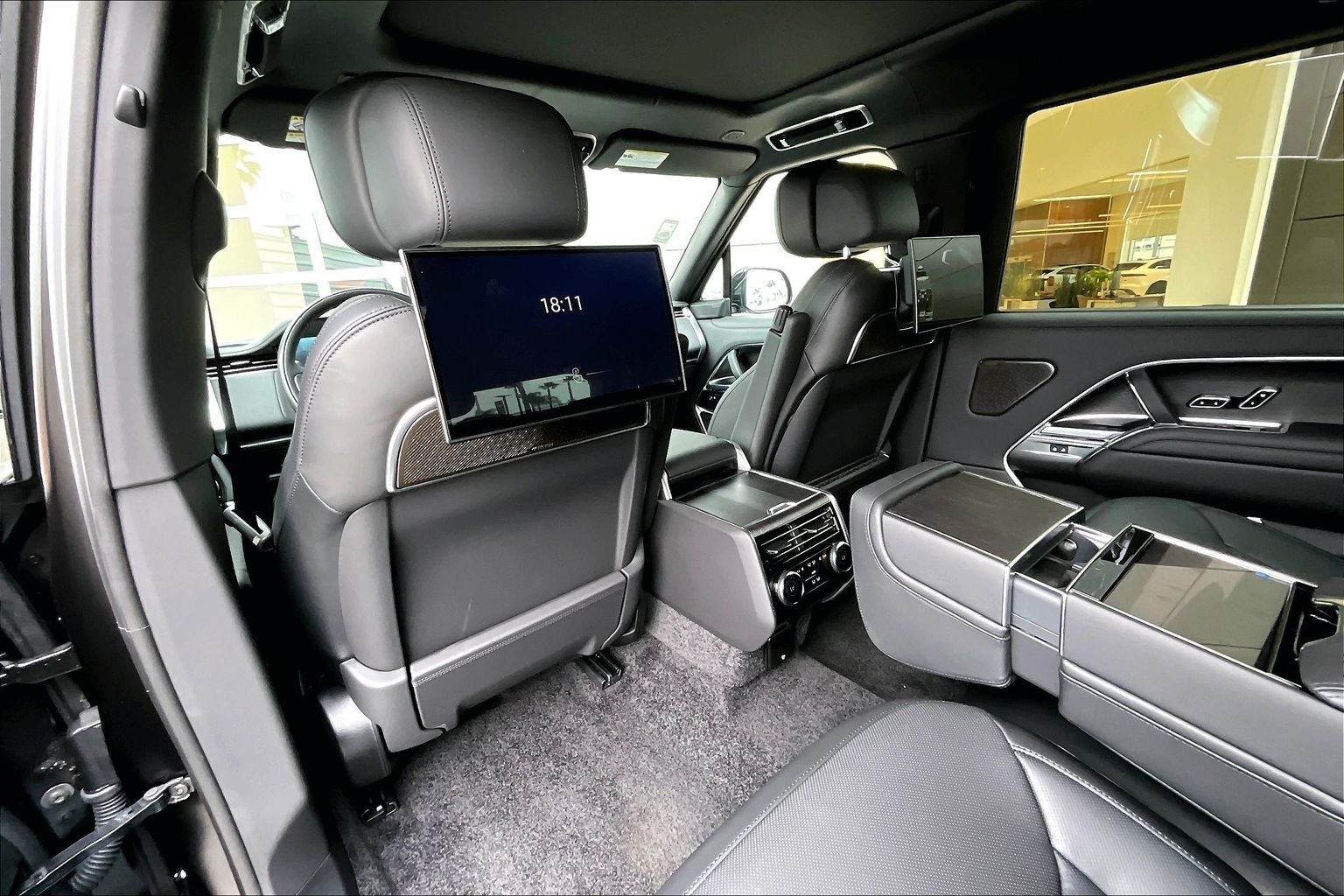 2026 Land Rover Range Rover Autobiography LWB