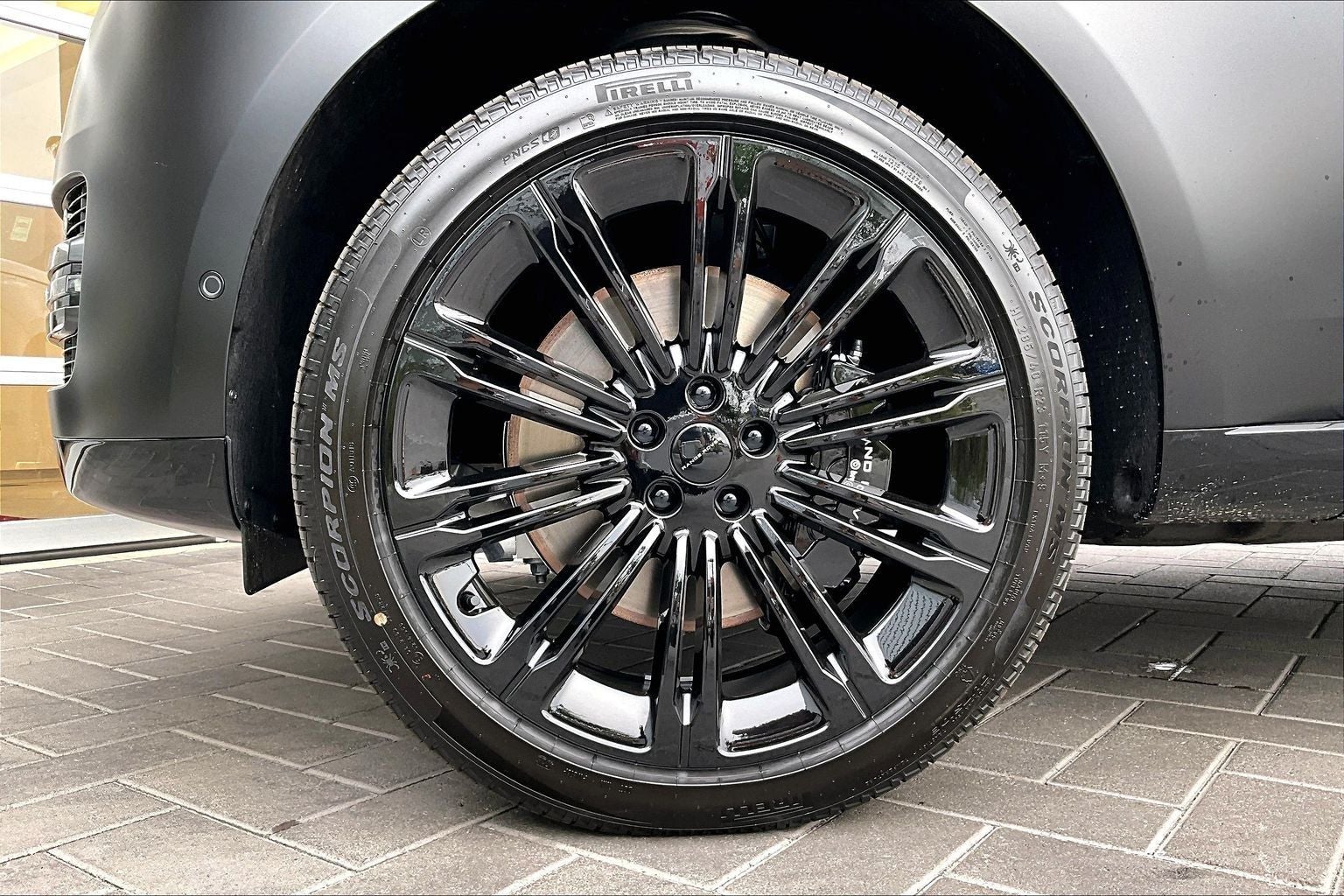 2026 Land Rover Range Rover Autobiography LWB