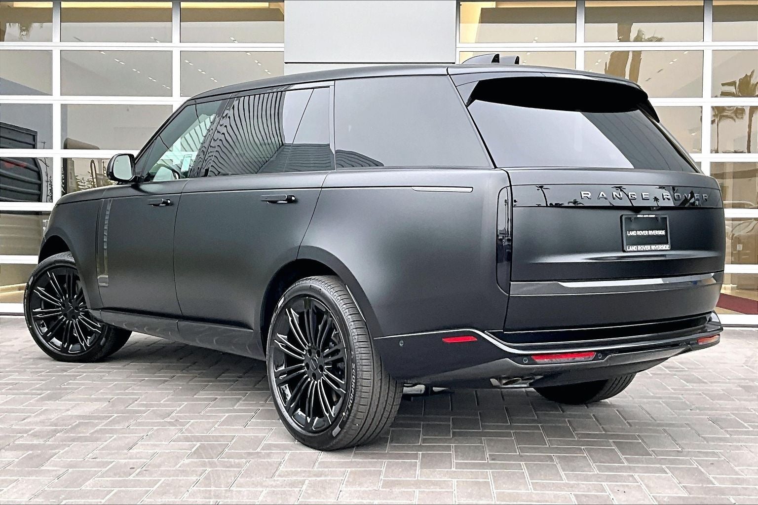 2026 Land Rover Range Rover Autobiography LWB