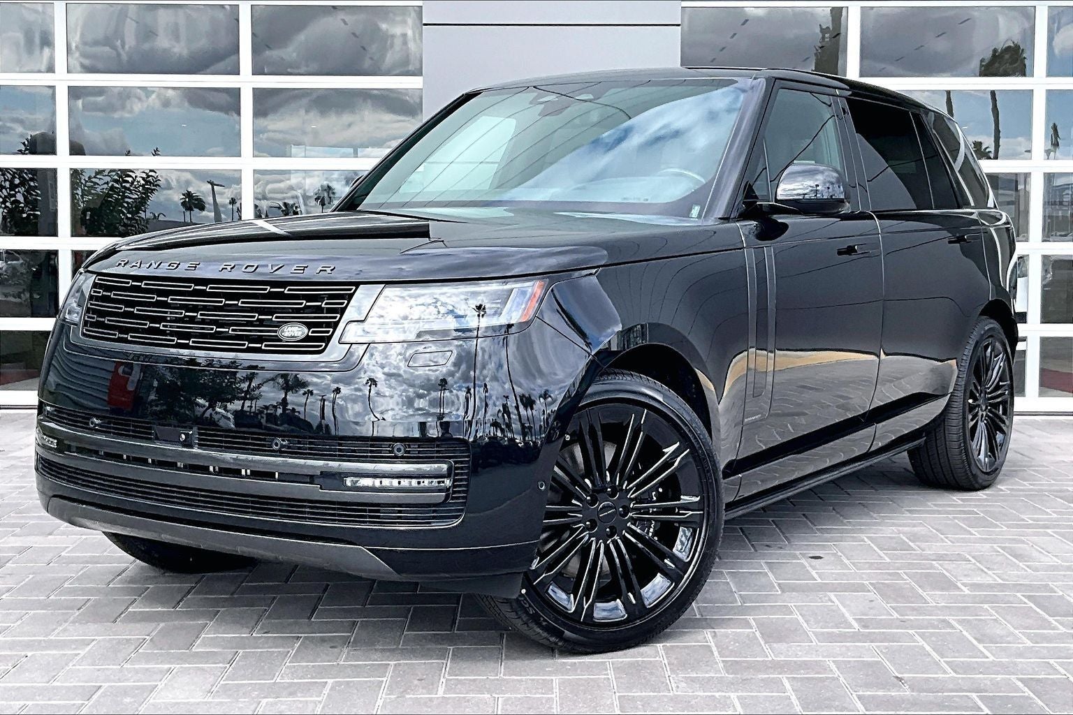 2026 Land Rover Range Rover Autobiography 7 Passenger