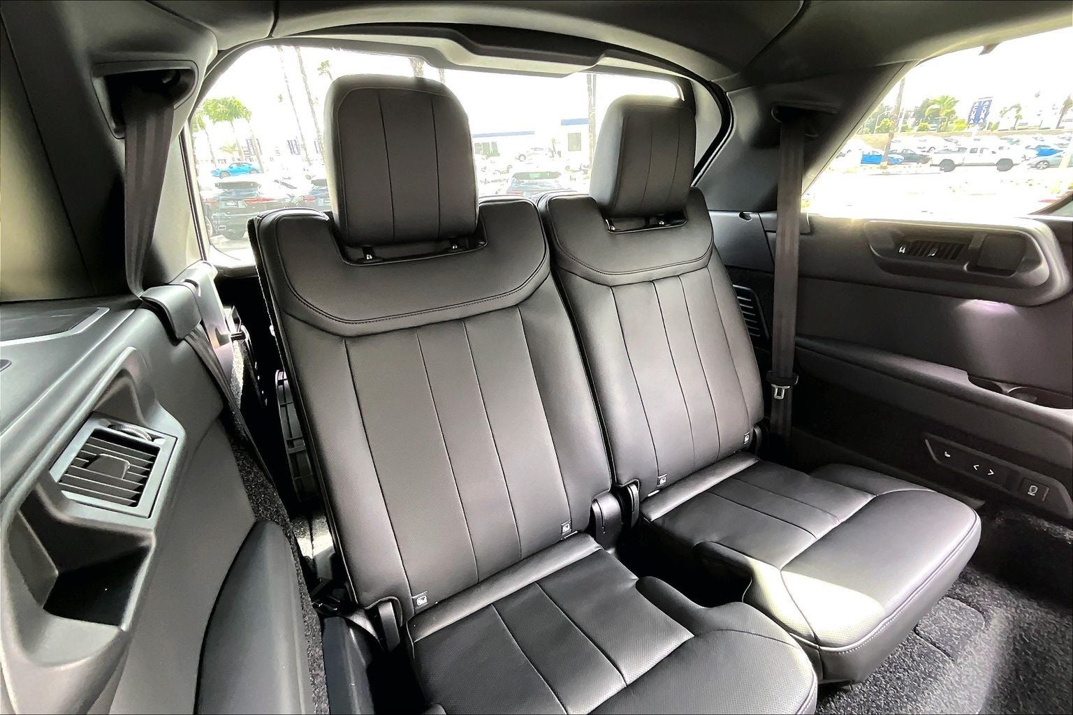 2026 Land Rover Range Rover Autobiography 7 Passenger