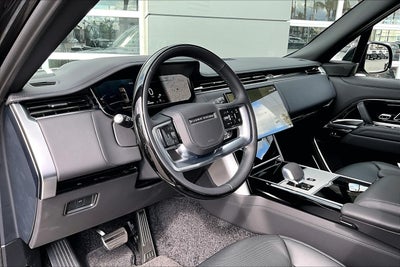 2026 Land Rover Range Rover Autobiography 7 Passenger