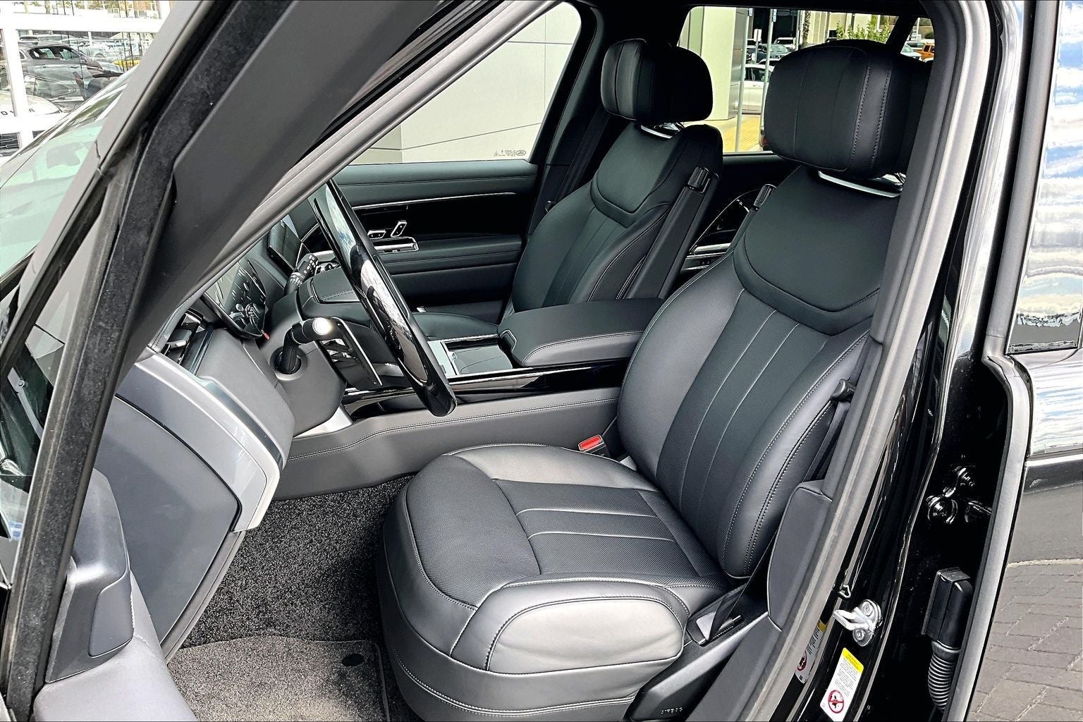 2026 Land Rover Range Rover Autobiography 7 Passenger