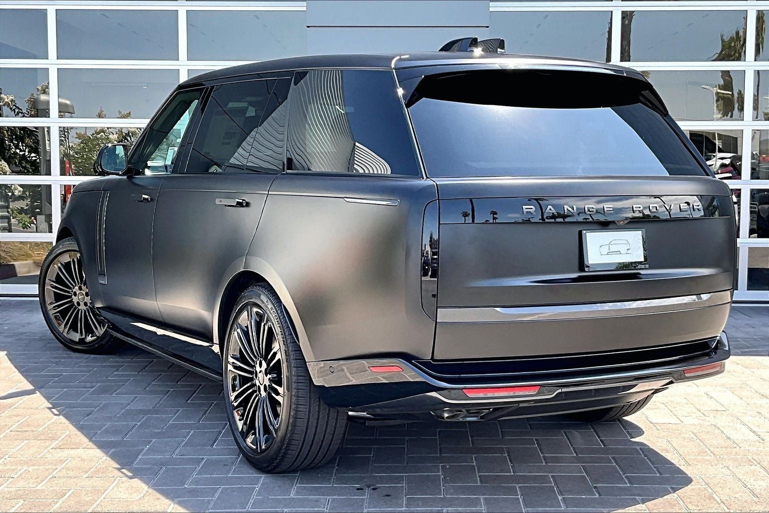 2026 Land Rover Range Rover Autobiography LWB